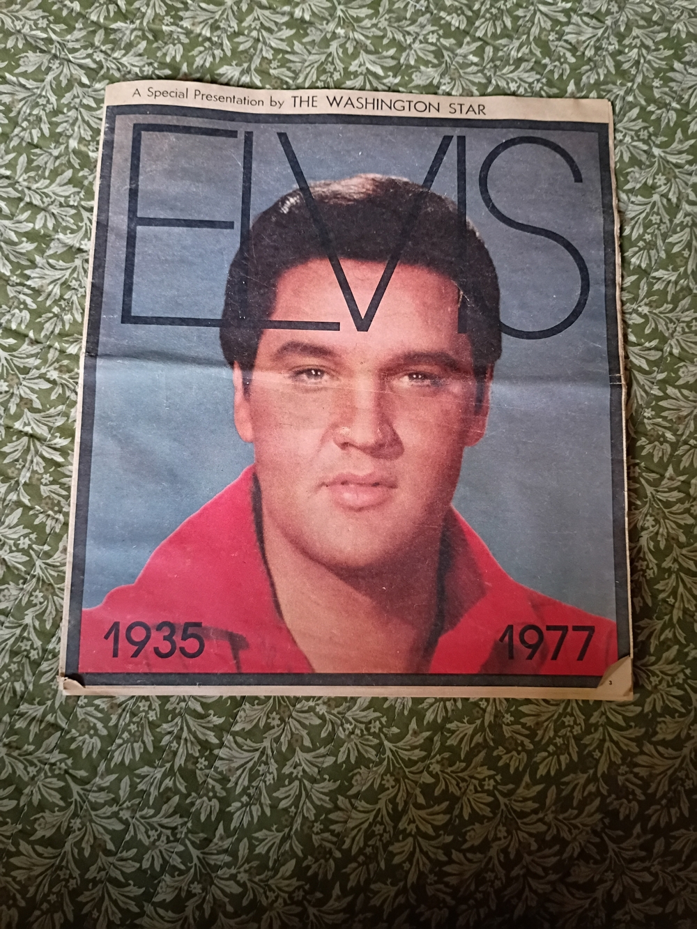 Elvis Newspaper Insert - Picture 1 of 3
